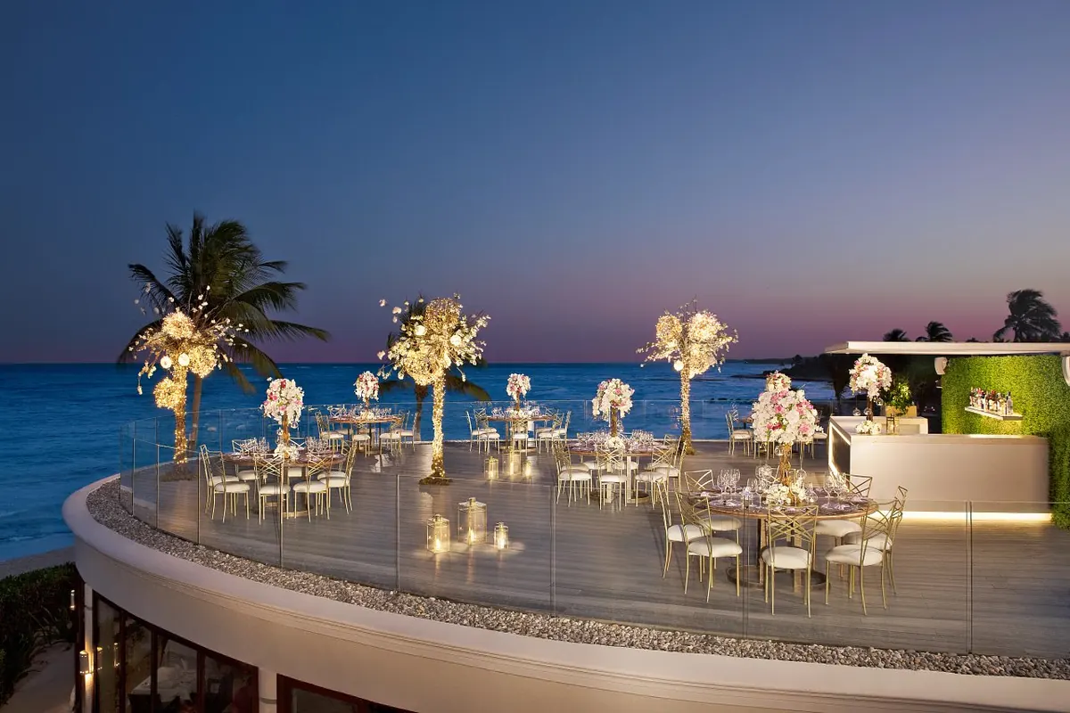 Beach Bonfire Night Lounge